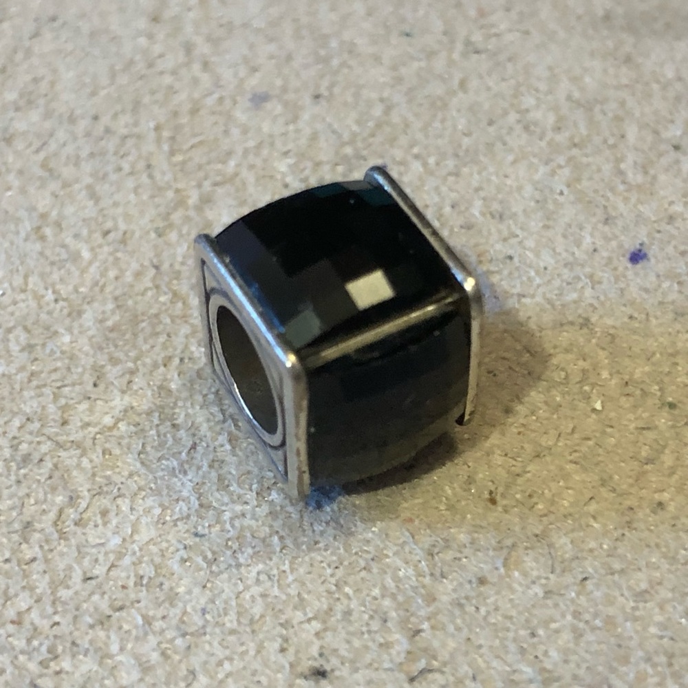 🆕Listing! Brighton Ice Cube bead in black Solid crystal cube with silver edges